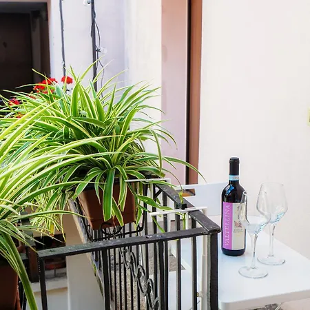 Apartment Casa Giulini - The House Of Travelers Como
