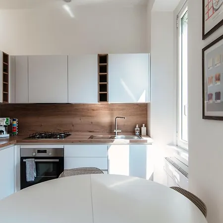 Casa Giulini - The House Of Travelers Apartment Como