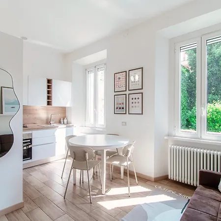 Casa Giulini - The House Of Travelers Apartment *