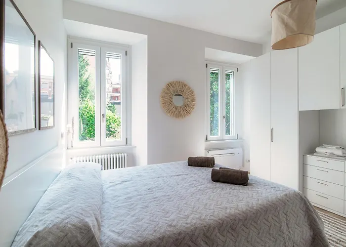 Casa Giulini - The House Of Travelers Como